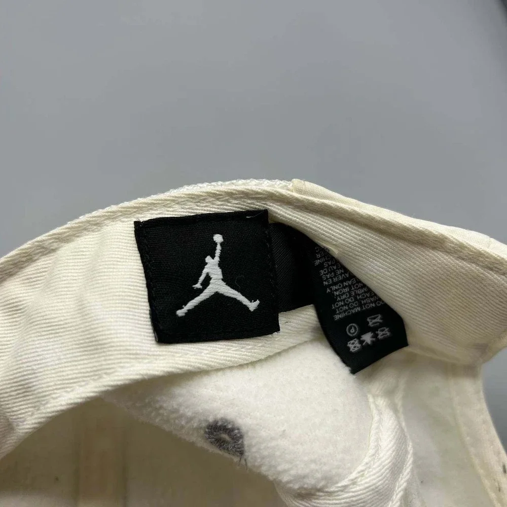 Air Jordan 5 Panel Hat Men White Embroidered‎ Logo Jumpman Strap Back Cap